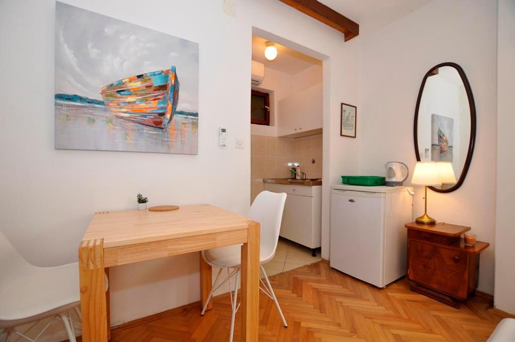 Apartmani More Drvenik  Esterno foto